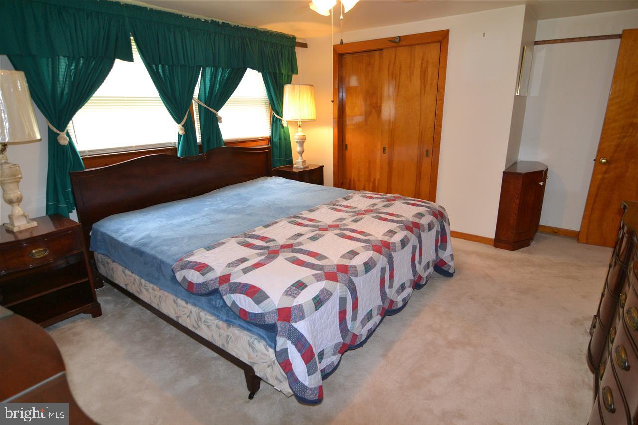2075 Winding Road York, PA 17408 - Photo 32 of 36