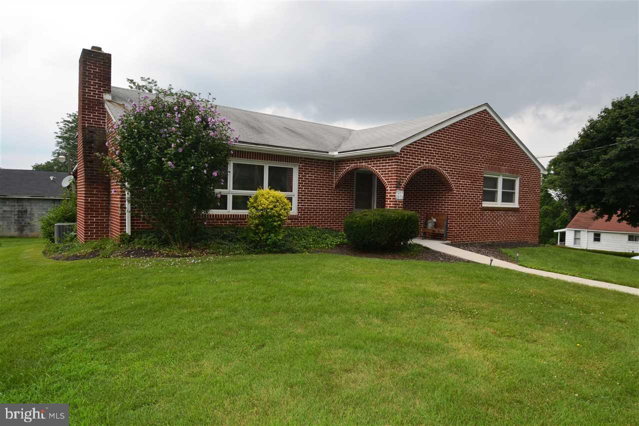 2075 Winding Road York, PA 17408 - Photo 35 of 36