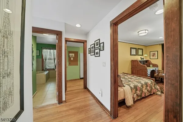 $395,000 | 2097 Highway 31, Glen Gardner, NJ 08826