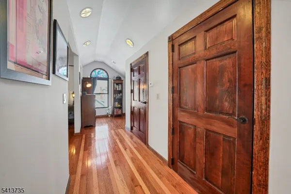 $395,000 | 2097 Highway 31, Glen Gardner, NJ 08826