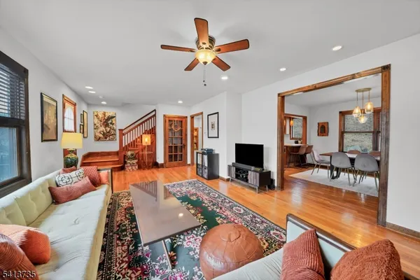 $395,000 | 2097 Highway 31, Glen Gardner, NJ 08826