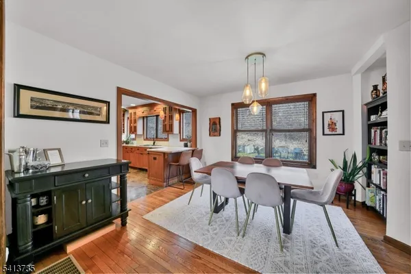 $395,000 | 2097 Highway 31, Glen Gardner, NJ 08826