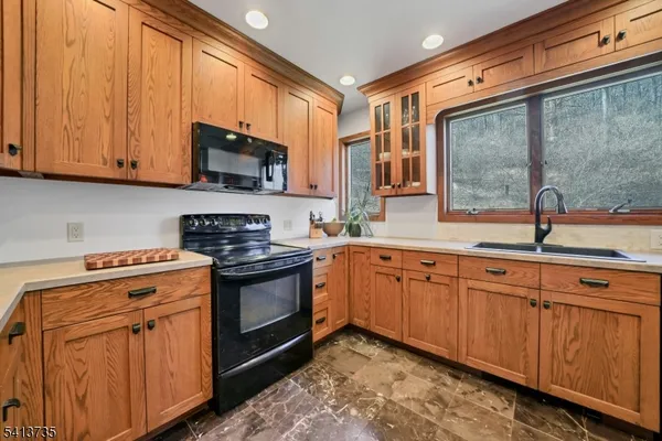 $395,000 | 2097 Highway 31, Glen Gardner, NJ 08826