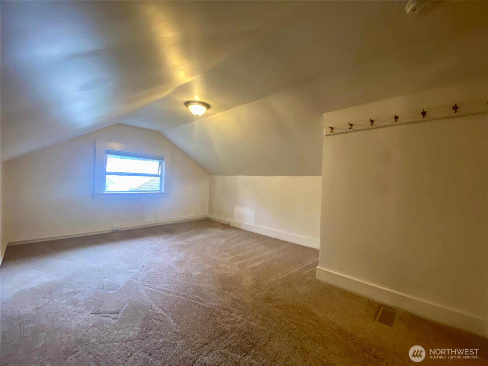 5620 40th Avenue Southwest Seattle, WA 98136 - Photo 19 of 25