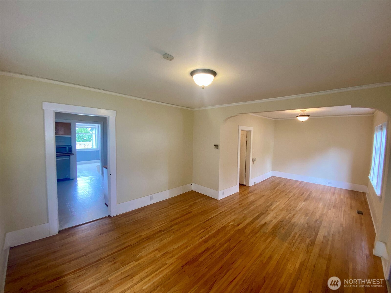 5620 40th Avenue Southwest Seattle, WA 98136 - Photo 5 of 25