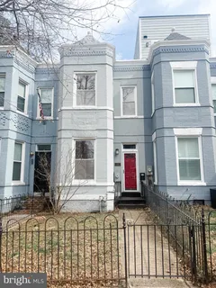 $849,000 | 633 12th Street Northeast, Washington, DC 20002