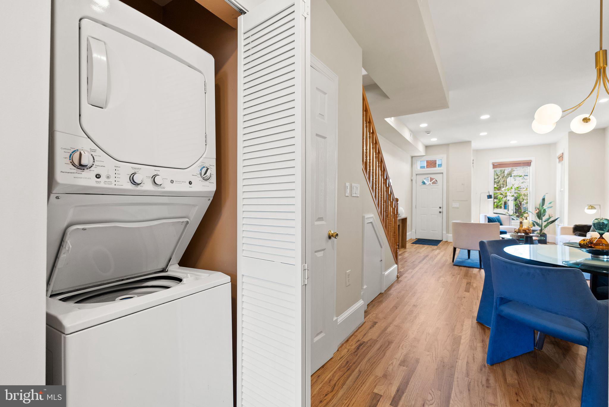 633 12th Street Northeast Washington, DC 20002 - Photo 18 of 44 a view of kitchen and dining room with wooden floor