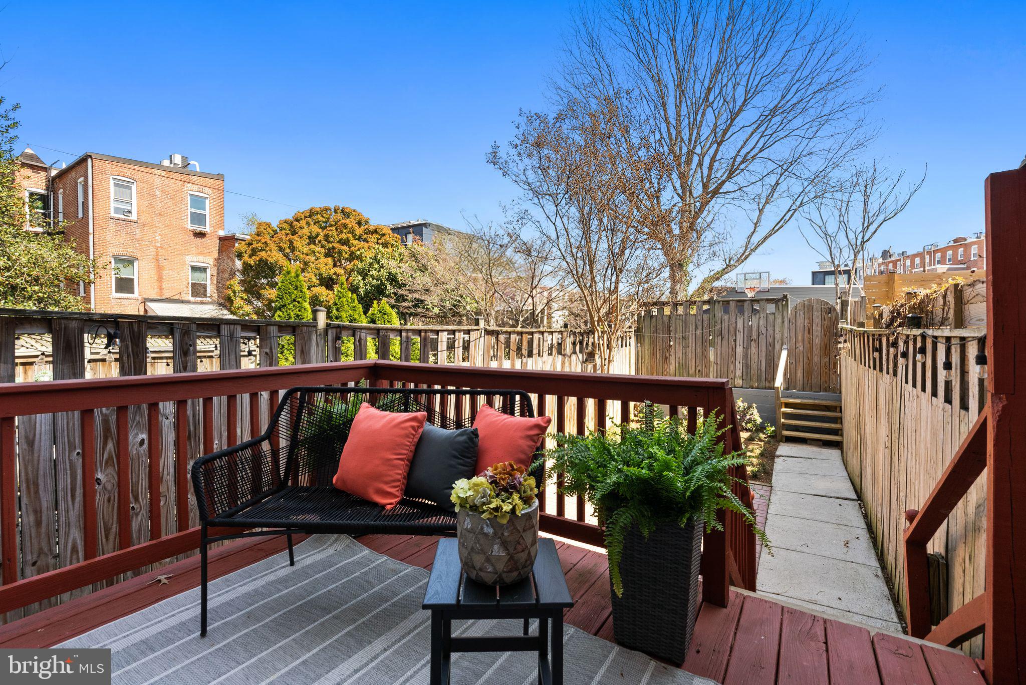 633 12th Street Northeast Washington, DC 20002 - Photo 31 of 44 a view of a chairs in a balcony