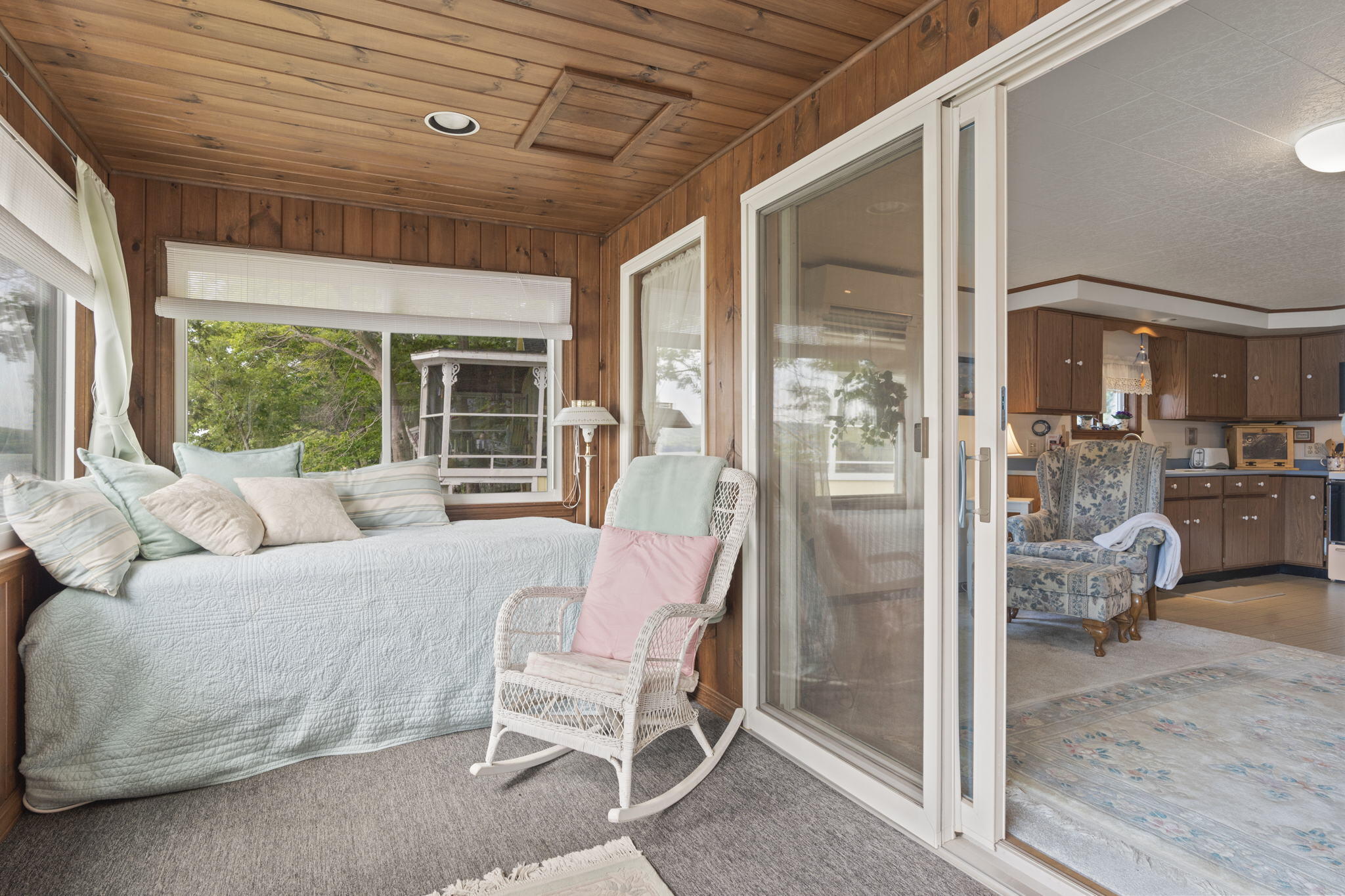 94 F F Sanborn Road Sabattus, ME 04280 - Photo 35 of 39 34-enclosed porch