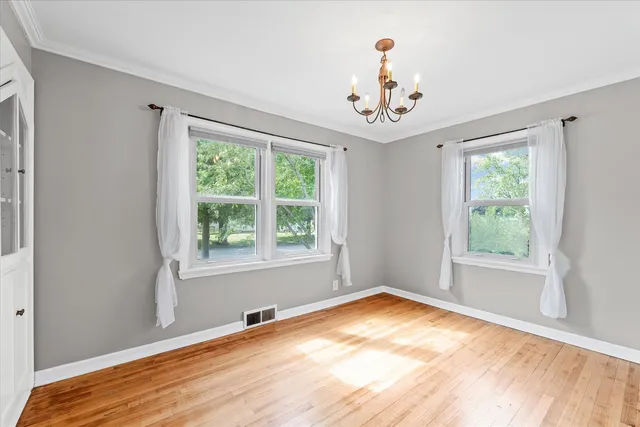 $249,990 | 314 Elmwood Drive, Champaign, IL 61821