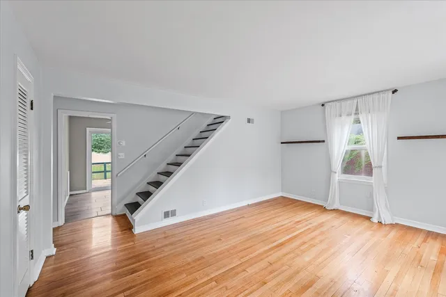 $249,990 | 314 Elmwood Drive, Champaign, IL 61821