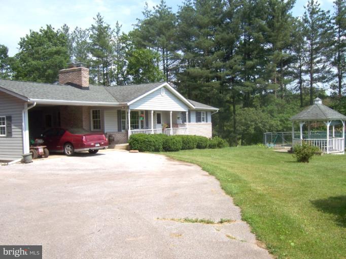2736 Stone Road Westminster, MD 21158 - Photo 13 of 24 Exterior (Front)