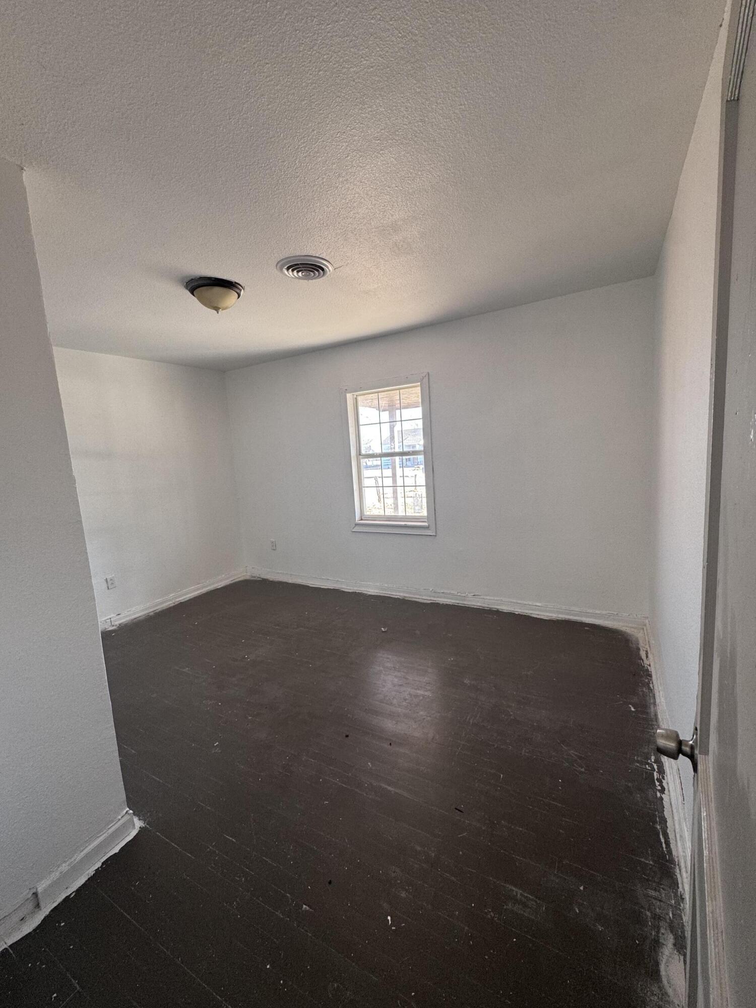 307 East Tulane Street Lubbock, TX 79403 - Photo 22 of 41 IMG_0818