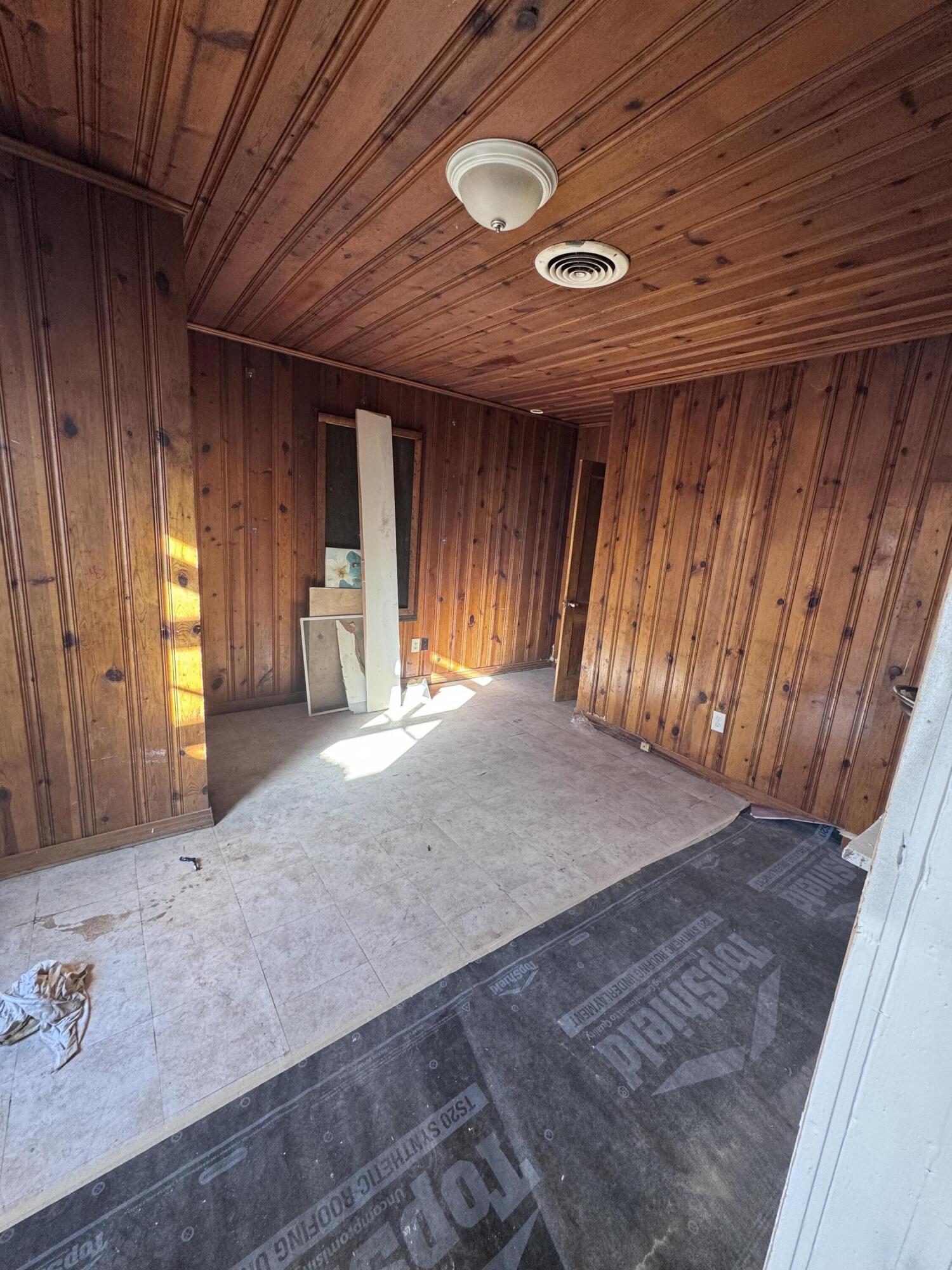 307 East Tulane Street Lubbock, TX 79403 - Photo 37 of 41 IMG_0833