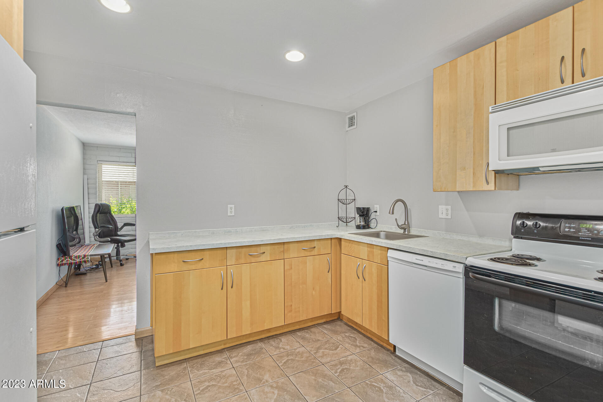 3031 South Rural Road, Unit 36 Tempe, AZ 85282 - Photo 9 of 24 0009-10 - Rural