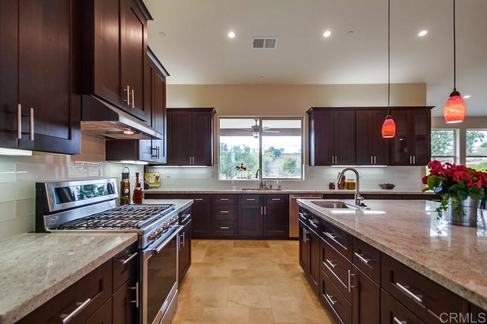 3363 Olive Hill Road Fallbrook, CA 92028 - Photo 3 of 23 Gallery Image 3