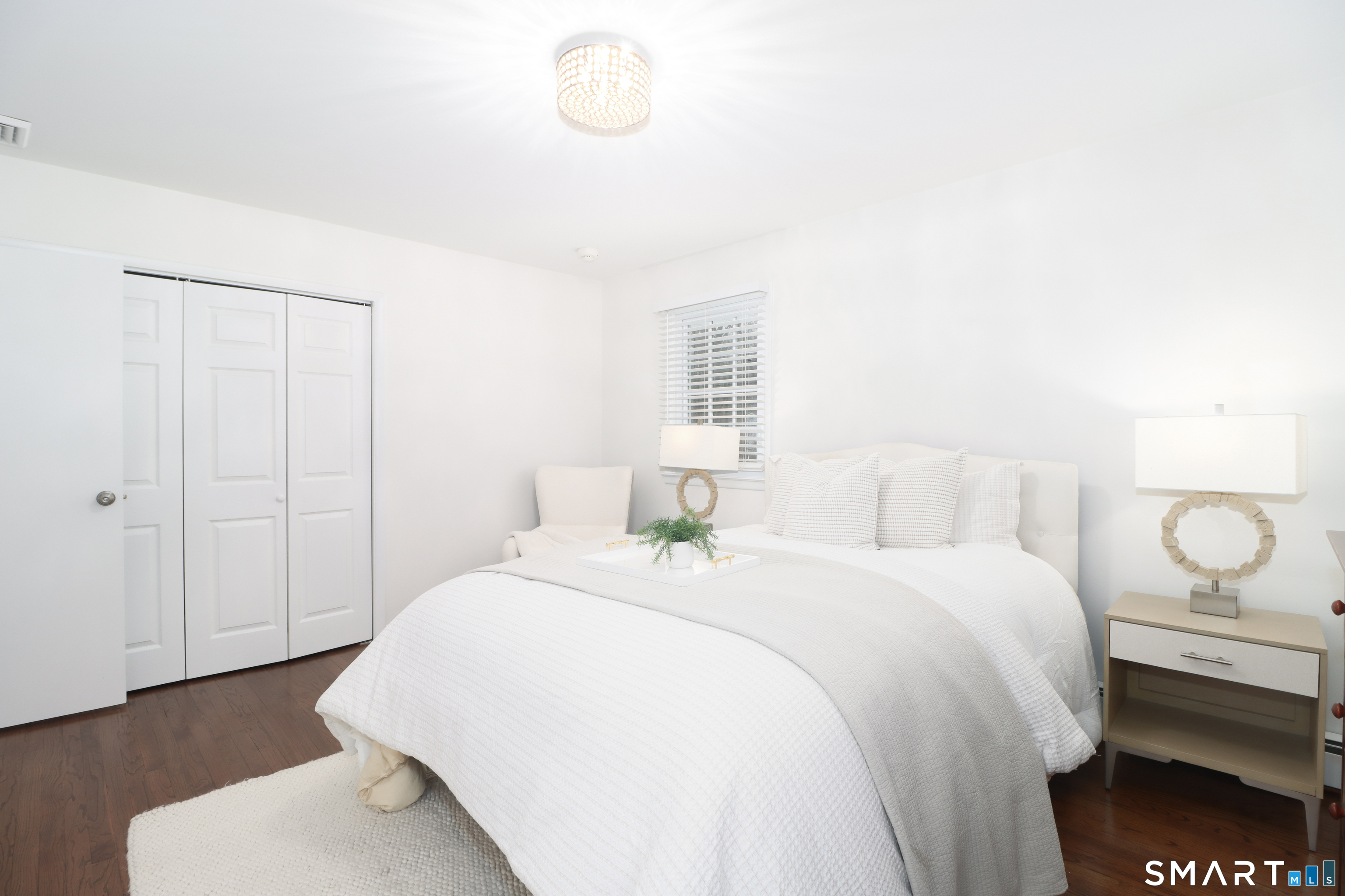 221 Catalpa Road Wilton, CT 06897 - Photo 17 of 39