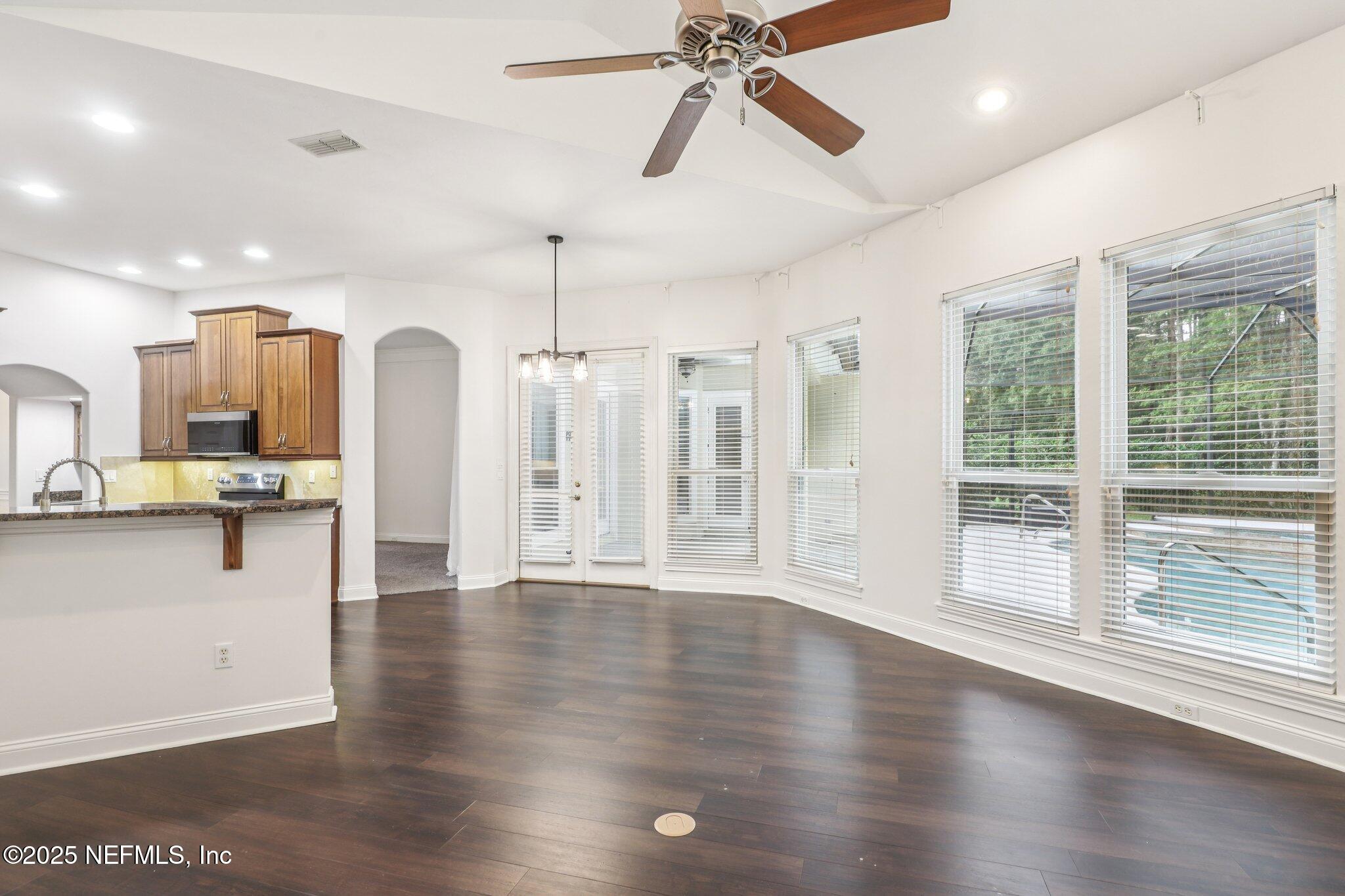 125 Pinehurst Pointe Drive St. Augustine, FL 32092 - Photo 8 of 75 Living Room-3