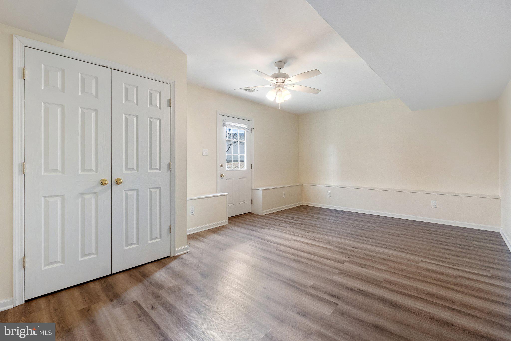 209 Ridgefield Avenue Stephens City, VA 22655 - Photo 19 of 31 Bedroom on the lower level with walkout access