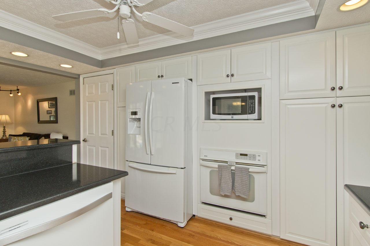 6635 Millbrae Road Columbus, OH 43235 - Photo 7 of 42 Gallery Image 7