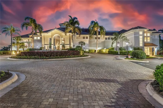 $269,000 | 14520 Hickory Hill Court, Unit 823, Fort Myers, FL 33912