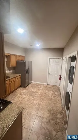 $2,600 | 485 East 27th Street, Unit 2, Paterson, NJ 07514