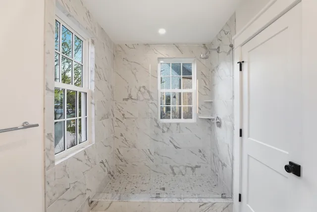 $5,895,000 | 6 Mariner Way, Nantucket, MA 02554