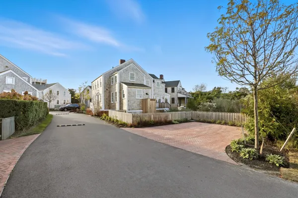 $5,835,000 | 6 Mariner Way, Nantucket, MA 02554