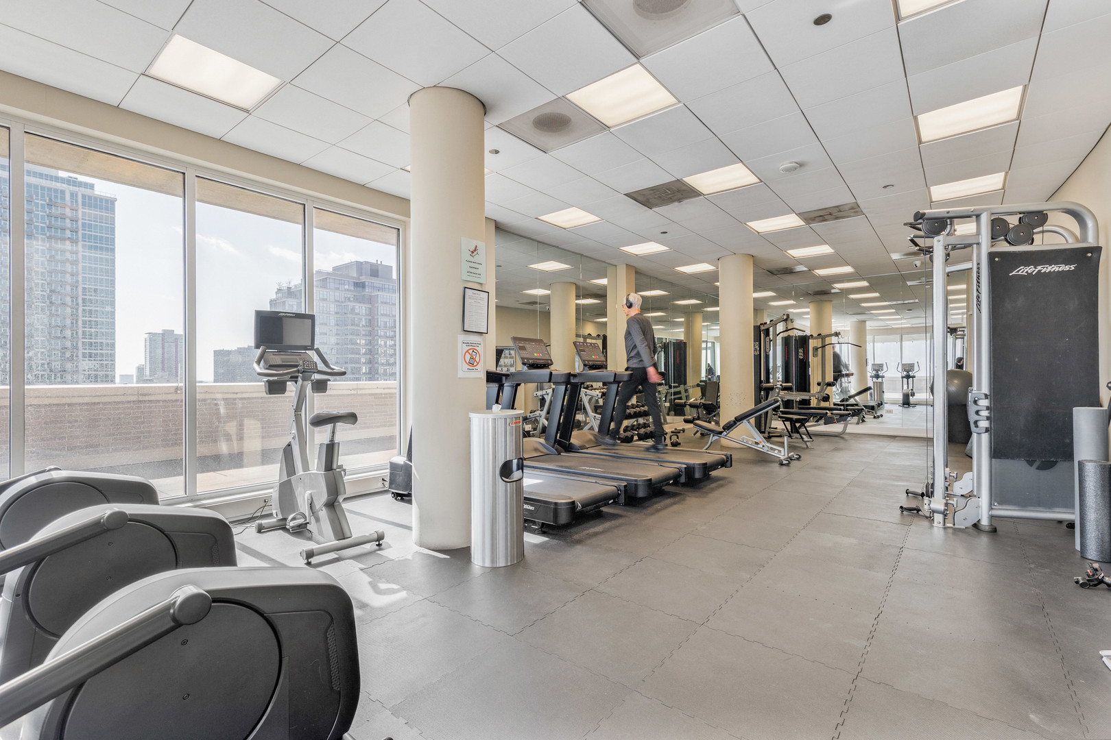 1515 South Prairie Avenue, Unit 1010 Chicago, IL 60605 - Photo 23 of 34