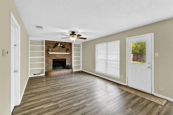 $3,200 | 308 Mack Drive, Denton, TX 76209
