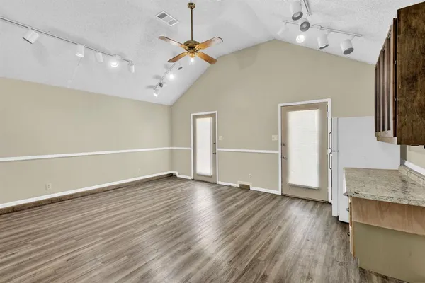 $3,200 | 308 Mack Drive, Denton, TX 76209