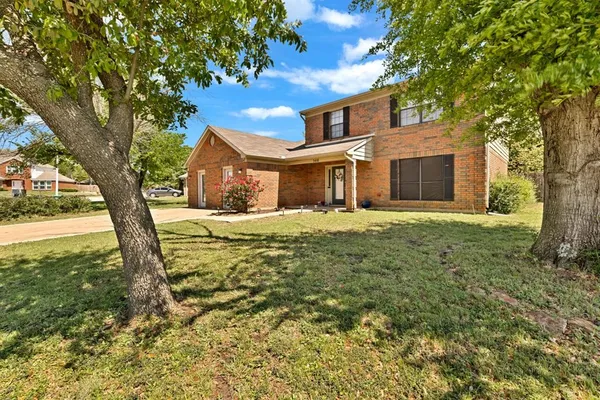 $3,200 | 308 Mack Drive, Denton, TX 76209