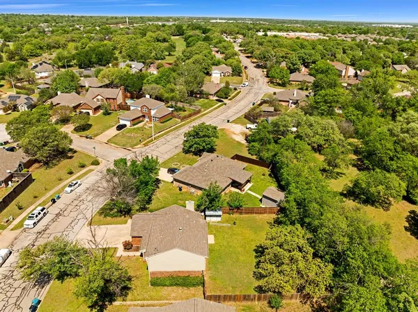 $3,200 | 308 Mack Drive, Denton, TX 76209
