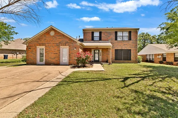 $3,200 | 308 Mack Drive, Denton, TX 76209