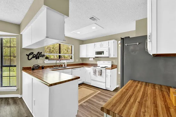 $3,200 | 308 Mack Drive, Denton, TX 76209