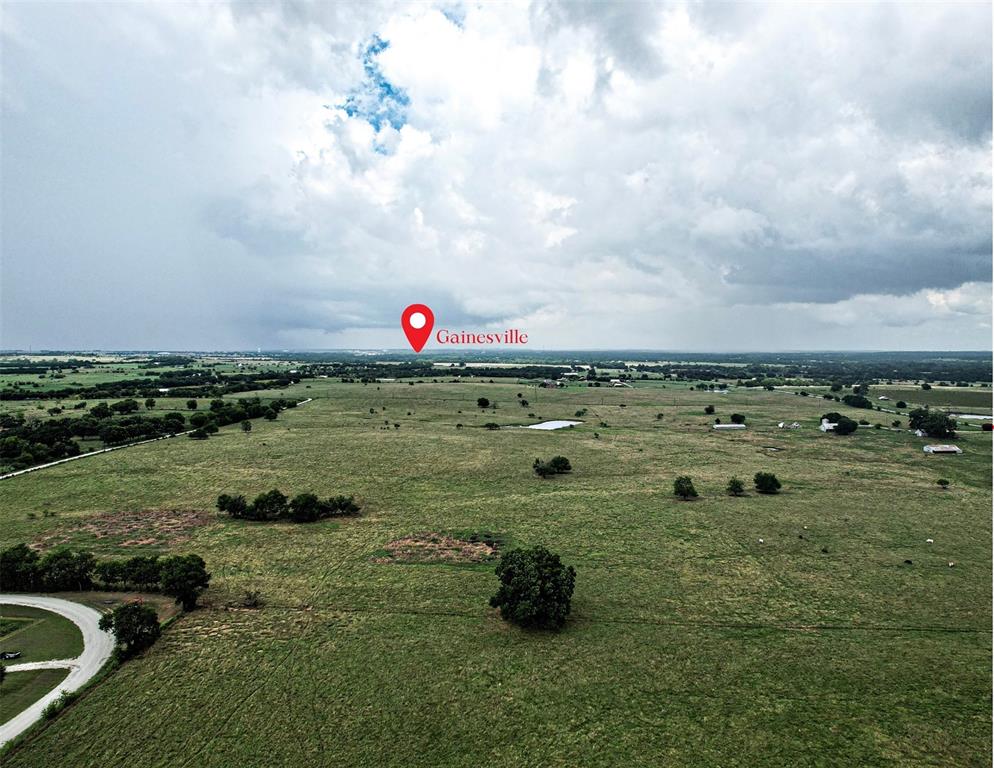 0 County Road 237 Gainesville, TX 76240 - Photo 8 of 14 a view of a lush green field
