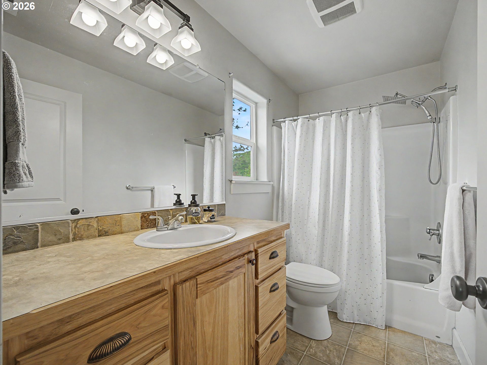18377 Davis Street Sandy, OR 97055 - Photo 31 of 46 Gallery Image 31