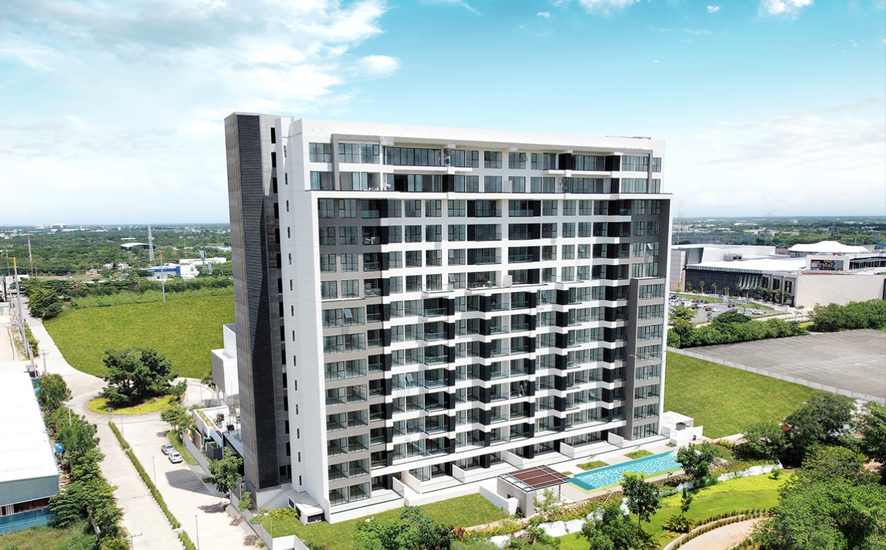 View of apartment building / complex