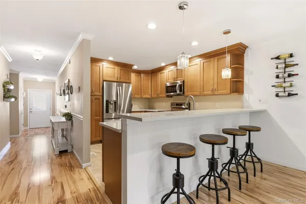 $799,000 | 13 Pine Street, Huntington, NY 11743