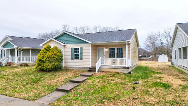 $150,000 | 1921 Shadewood Avenue, Evansville, IN 47713