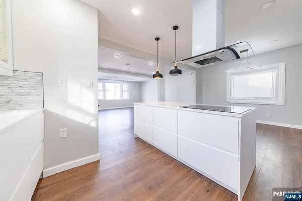 $799,000 | 34 Kearny Street, Lyndhurst, NJ 07071