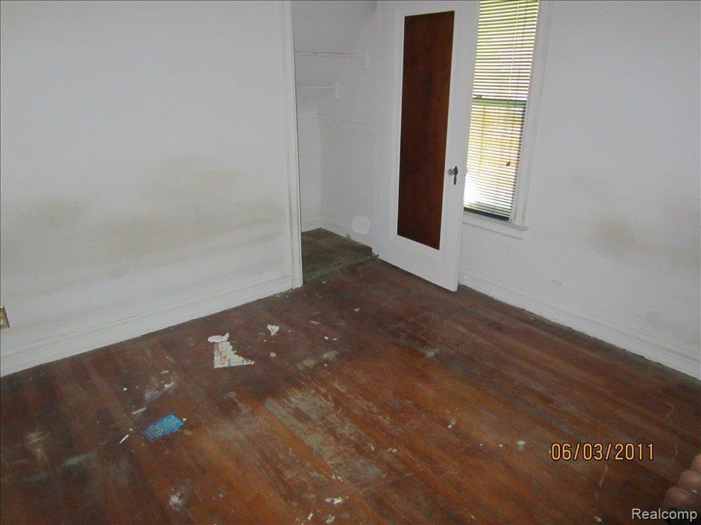 5301 Harvard Road Detroit, MI 48224 - Photo 6 of 8 IMG_1620
