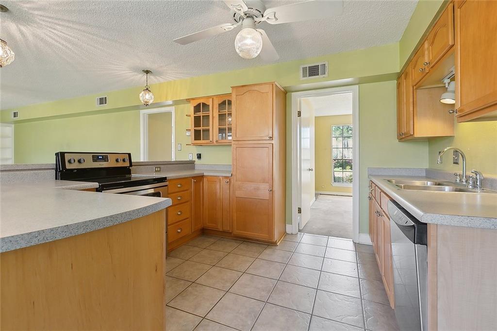 1000 Rue Toulouse Slidell, LA 70458 - Photo 8 of 21