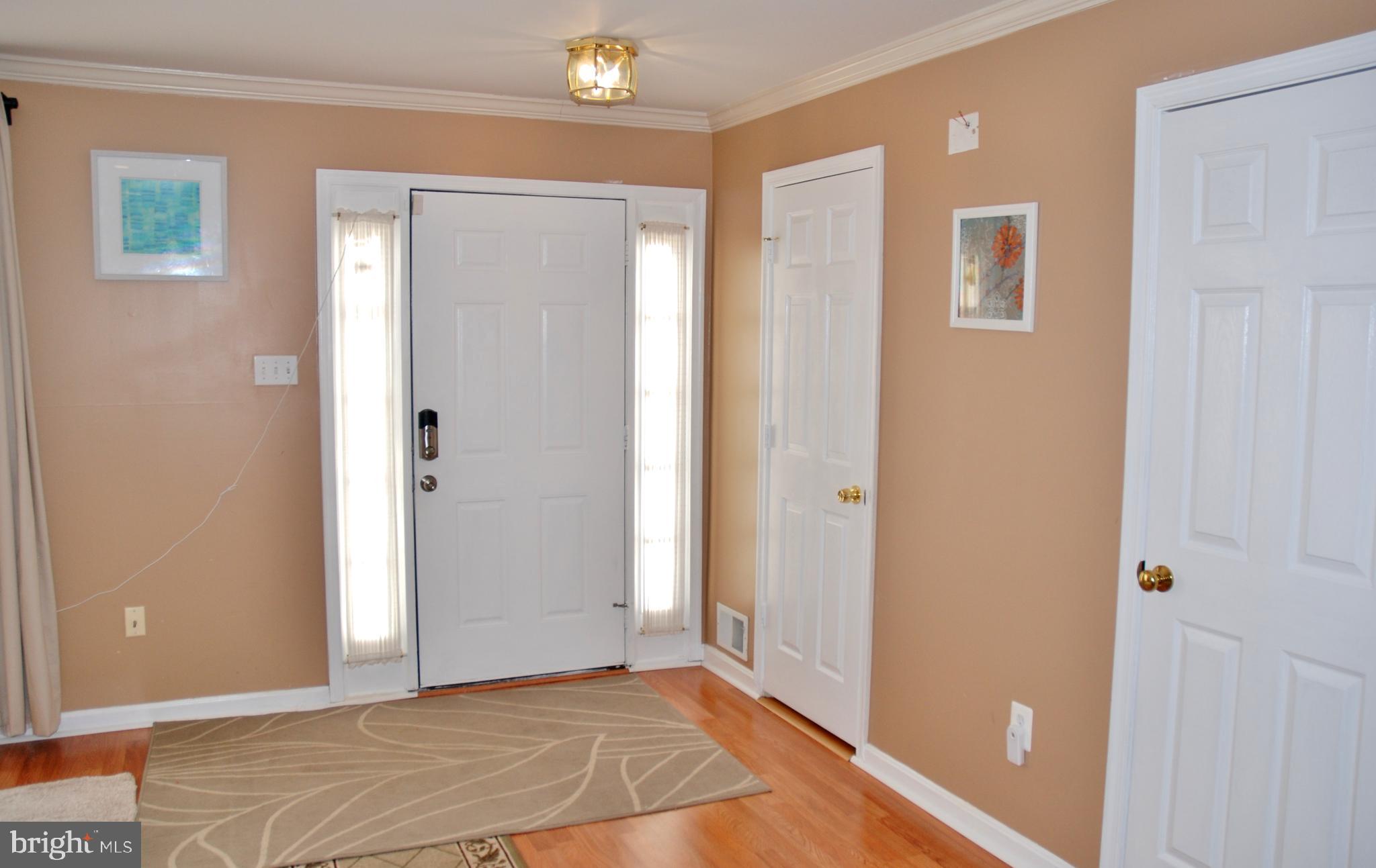 15127 Deer Valley Terrace Silver Spring, MD 20906 - Photo 2 of 29 Entry