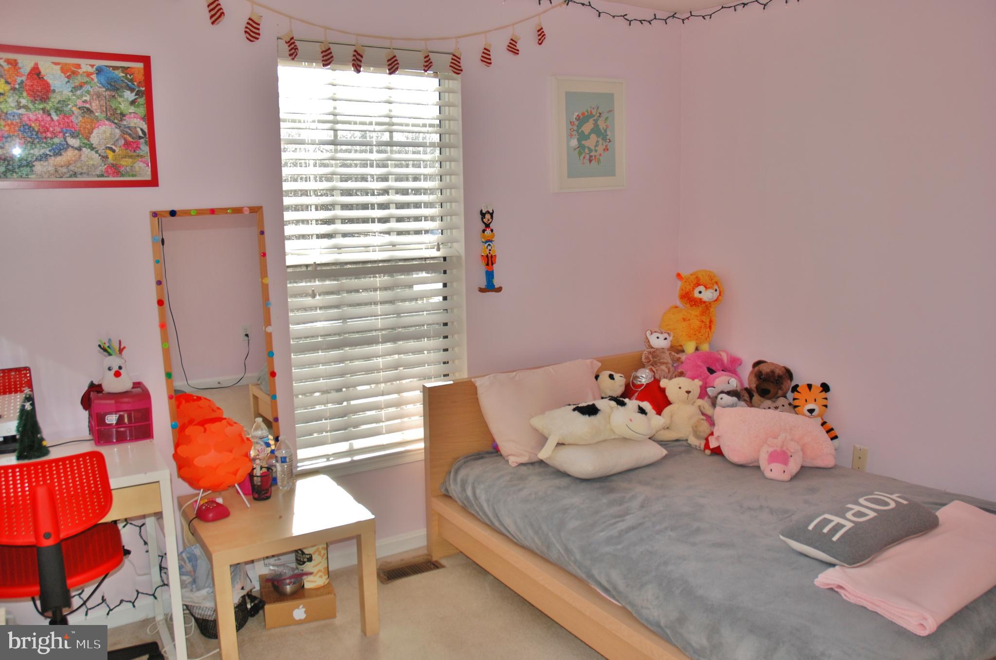 15127 Deer Valley Terrace Silver Spring, MD 20906 - Photo 18 of 29 Bedroom 2
