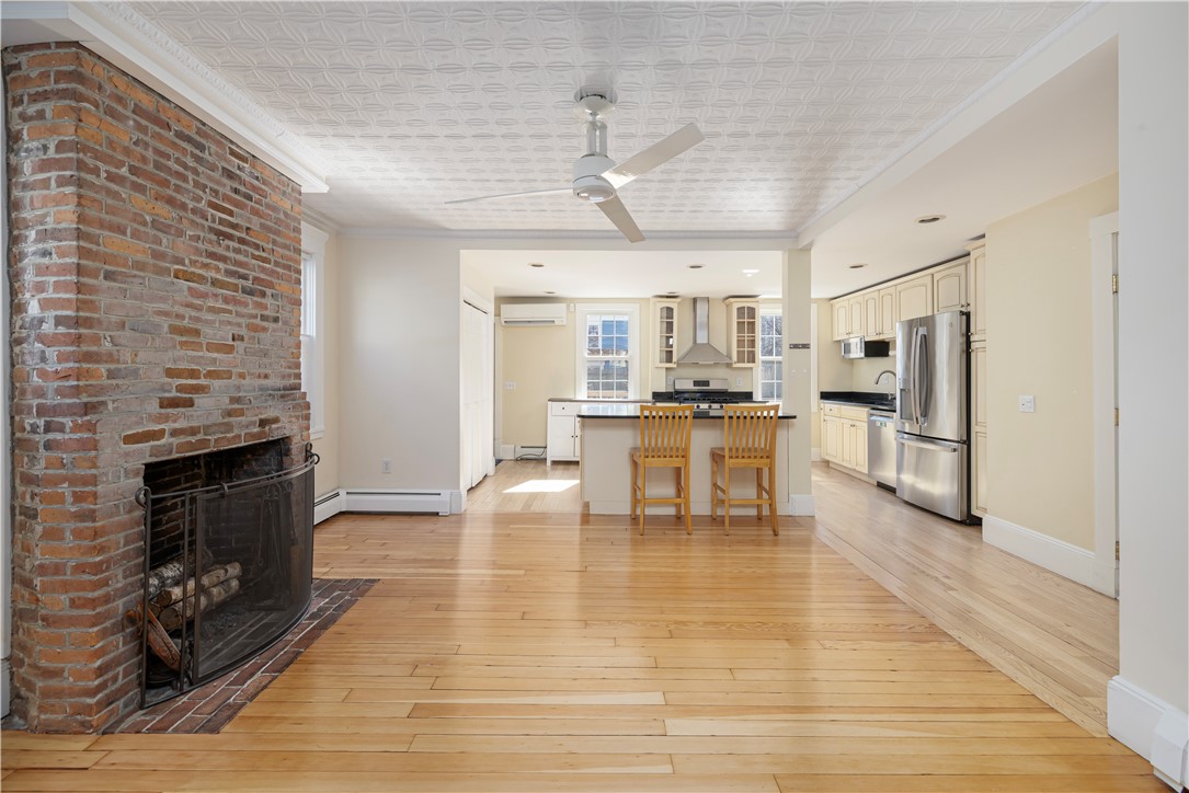 185 Transit Street Providence, RI 02906 - Photo 3 of 37