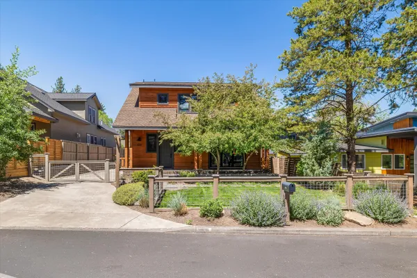 $1,495,000 | 1252 Northwest Ithaca Avenue, Bend, OR 97703