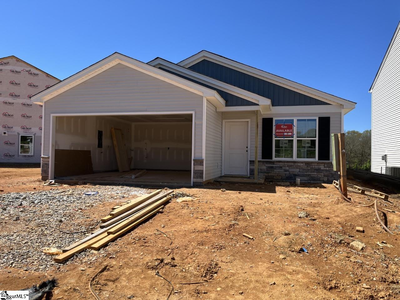 7230 Heirloom Lane Inman, SC 29349 - Photo 1 of 9