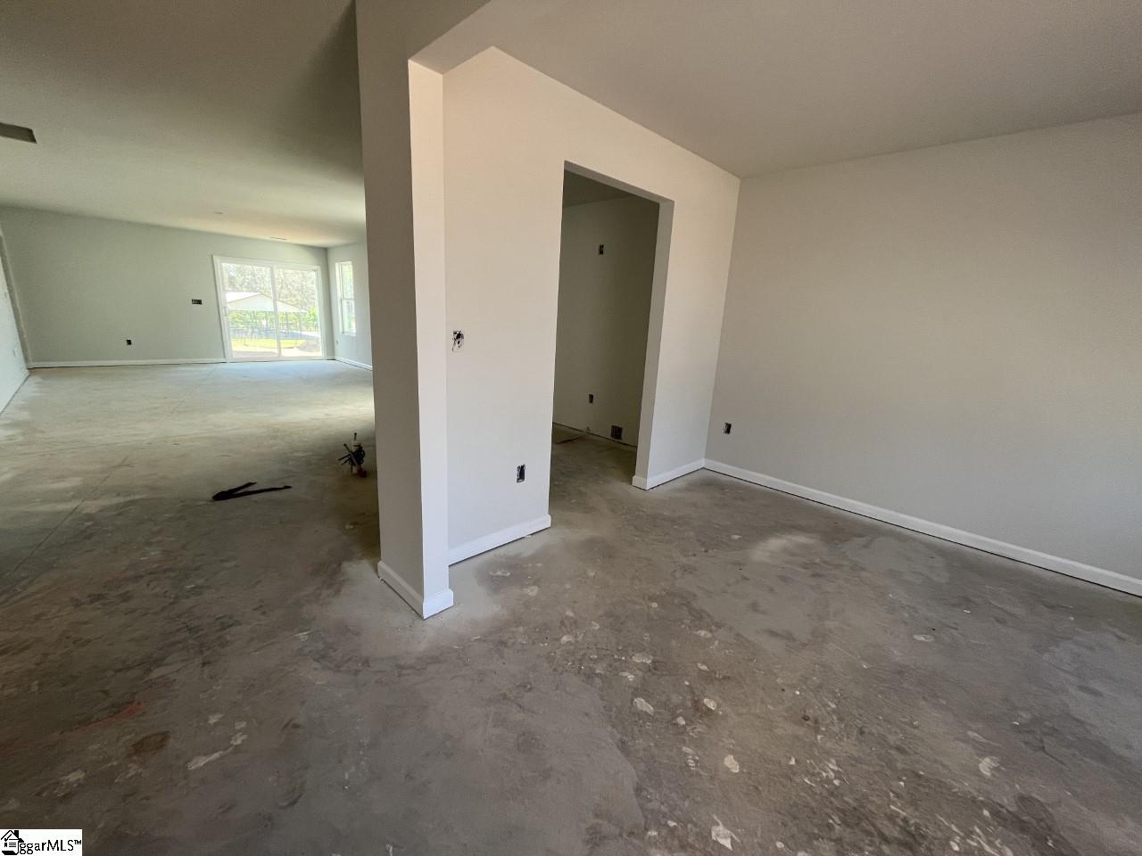 7230 Heirloom Lane Inman, SC 29349 - Photo 3 of 9