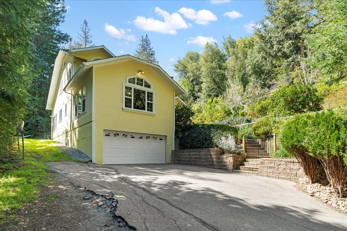 22960 Old Logging Road Los Gatos, CA 95033 - Photo 2 of 52 Gallery Image 2